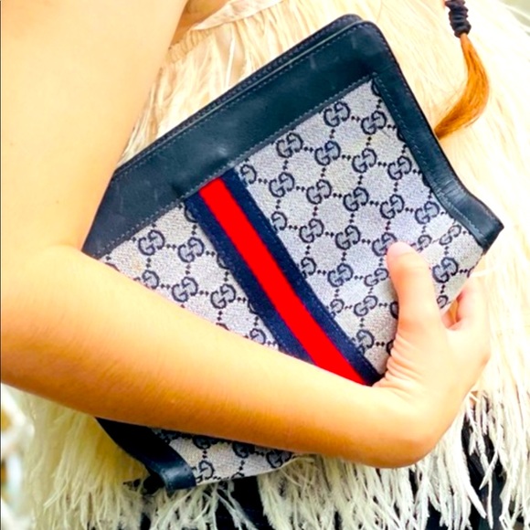 AUTHENTIC GUCCI VINTAGE SHERRY LINE CLUTCH - Picture 1 of 12